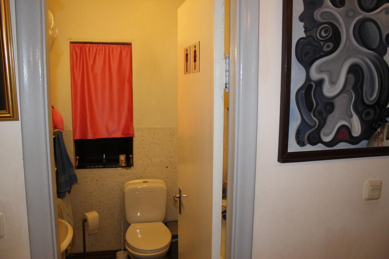 Brimarsbru Sleep Inn-Art Gallery Njarthvik Exteriör bild
